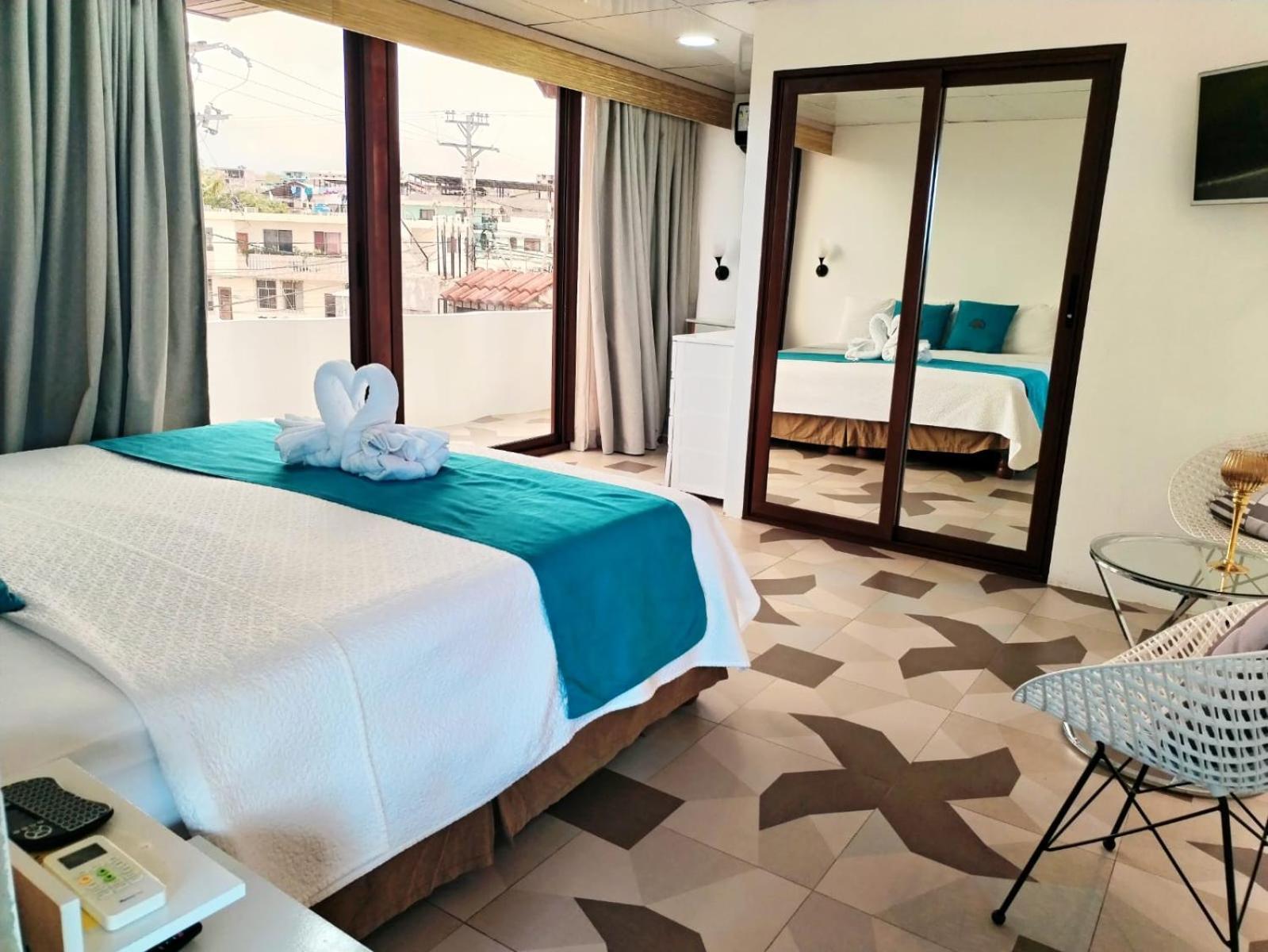 Hostal Gosen Puerto Baquerizo Moreno Bagian luar foto